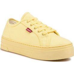 Tenisówki LEVI'S - Tijuana 230704-1733-70 Pastel Yellow. Żółte półbuty damskie Levi's®, bez wzorów, z gumy, bez zapięcia. Za 189,00 zł.