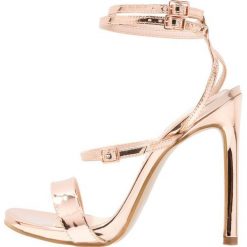 Rzymianki damskie: River Island Wide Fit Sandały na obcasie bright gold