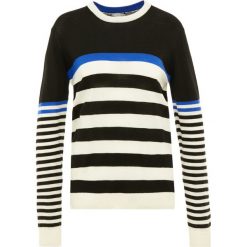 Swetry klasyczne damskie: House of Dagmar LOVE Sweter offwhite/black