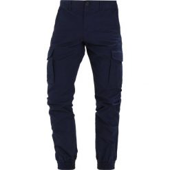 Bojówki męskie: Produkt PKTAKM WASHED CUFF Bojówki navy blazer