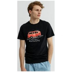 Feewear Koszulka Ss Riocalro , czarny, rozmiar XXL. Czarne koszulki męskie Feewear, xxl, z nadrukiem, z bawełny, wakacyjne, bez kołnierzyka, bez rękawów. W wyprzedaży za 47,99 zł.