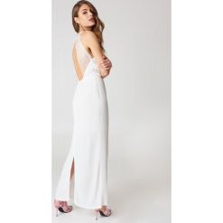 Samsoe & Samsoe Długa sukienka Willow - White,Offwhite. Białe długie sukienki Samsøe & Samsøe, w koronkowe wzory, z koronki, z długim rękawem. Za 566,95 zł.