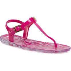 Sandały ARMANI EXCHANGE - XDQ005 XV306 00056 Fuchsia Agate. Różowe klapki damskie Armani Exchange, bez wzorów, z tworzywa sztucznego, bez obcasa, na obcasie. Za 389,00 zł.