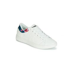 Buty Desigual TENNIS HINDI DANCER. Białe trampki i tenisówki damskie marki Desigual, bez wzorów, bez zapięcia. Za 309,00 zł.