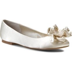Baleriny damskie lakierowane: Baleriny MENBUR – 04535 Ivory