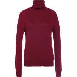 Swetry klasyczne damskie: Barbour MILL ROLL COLLAR Sweter carmine