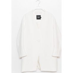 Marynarka. Białe marynarki męskie slim fit Simple. Za 399,90 zł.
