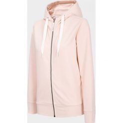 Bluza damska BLD602 - jasny róż - Outhorn. Różowe bluzy damskie Outhorn, bez wzorów, bez rękawów, bez kaptura. W wyprzedaży za 99,99 zł.