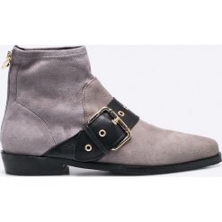 Tommy Hilfiger - Botki Gigi Hadid. Szare botki damskie na obcasie TOMMY HILFIGER, z gumy. W wyprzedaży za 399,90 zł.