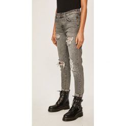 Answear - Jeansy. Szare jeansy damskie ANSWEAR, s. W wyprzedaży za 99,90 zł.