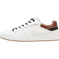 Tenisówki męskie: Bullboxer Tenisówki i Trampki white/cognac/black