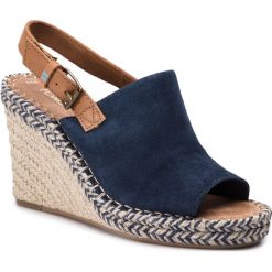 Espadryle TOMS - Monica 10013439 Navy Suede. Niebieskie espadryle damskie Toms, bez wzorów, ze skóry, bez obcasa, na obcasie. W wyprzedaży za 259,00 zł.