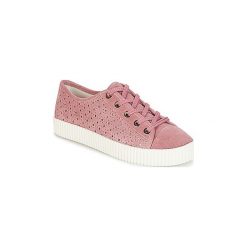Buty André STARLIGHT. Różowe trampki i tenisówki damskie marki Andre, bez wzorów, bez zapięcia. Za 279,20 zł.