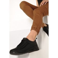 Czarne Sneakersy Edothei. Czarne sneakersy damskie Born2be. W wyprzedaży za 64,99 zł.
