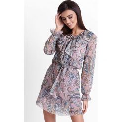 SUKIENKA FRIDA WE WZORY. Sukienki damskie ivon, na co dzień, bez wzorów, z poliesteru, boho, z falbankami, z długim rękawem, długie, maxi, proste. Za 239,00 zł.