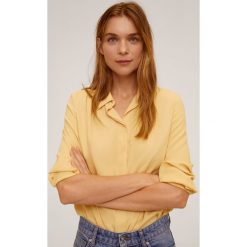 Mango - Koszula Basic66. Żółte bluzki damskie Mango, s, bez wzorów, z poliesteru, klasyczne, z klasycznym kołnierzykiem, bez rękawów. W wyprzedaży za 59,90 zł.