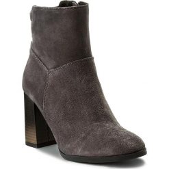 Botki KARINO - 2230/002-F Szary. Szare buty zimowe damskie marki Karino, ze skóry, na obcasie. W wyprzedaży za 259,00 zł.