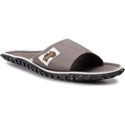 Klapki GUMBIES - Slide Cool Grey. Szare klapki męskie Gumbies, bez wzorów, z tworzywa sztucznego. Za 119,95 zł.