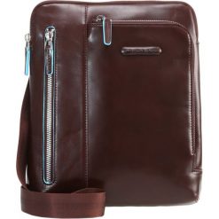 Piquadro BLUE SQUARE Torba na ramię brown. Pomarańczowe torby na ramię męskie marki Piquadro, na ramię, małe. Za 709,00 zł.