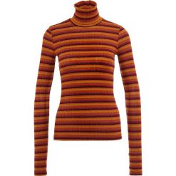 IBlues NOTABLE Sweter orange. Pomarańczowe bluzy damskie marki iBlues, l, bez wzorów, z elastanu, bez rękawów, bez kaptura. Za 389,00 zł.