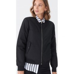 Kurtka typu bomber - Czarny. Czarne kurtki damskie House, s, bez wzorów, bez kaptura. Za 99,99 zł.