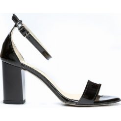 Sandałki na obcasie - skóra naturalna - model 342 - kolor czarny lakier. Czarne sandały damskie Zapato, bez wzorów, ze skóry, bez obcasa, na obcasie, bez zapięcia. Za 279,00 zł.