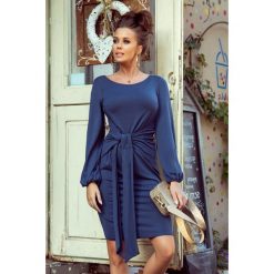 Jenny Wygodna Sukienka Z Wiązaniem W Pasie Jeans. Sukienki damskie numoco, na co dzień, s, bez wzorów, z wiskozy, bez kołnierzyka, bez rękawów. Za 189,00 zł.