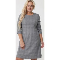 Czarno-Szara Sukienka Marrickville. Czarne sukienki damskie Born2be, na co dzień, bez wzorów, z okrągłym kołnierzem, bez rękawów, mini, trapezowe. Za 79,99 zł.