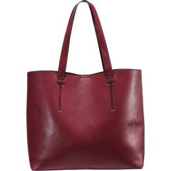 Even&Odd Torba na zakupy red/black. Czerwone torebki klasyczne damskie Even&Odd. W wyprzedaży za 125,10 zł.