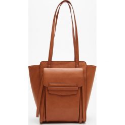 Duża torebka typu shopper - Beżowy. Brązowe torby damskie na zakupy Cropp, bez wzorów, duże, bez dodatków. Za 119,99 zł.