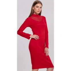 Czerwona Sukienka Behoof. Czerwone sukienki damskie Renee, na zimę, s, bez wzorów, z dzianiny, bez kołnierzyka, bez rękawów, midi. Za 149,99 zł.