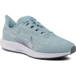 Buty NIKE - Air Zm Pegasus 36 Flyease Wd BV0615 300 Ocean Cube/Mtlc Cool Grey. Niebieskie buty sportowe damskie Nike, bez wzorów, z tworzywa sztucznego, sportowe, do biegania, nike zoom. Za 499,00 zł.