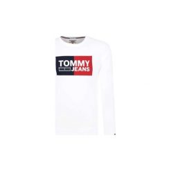 Bluzy Tommy Jeans DM0DM06216 ESSENTIAL LOGO. Białe bluzy męskie Tommy Jeans, s, bez wzorów, z jeansu, bez kołnierzyka, bez rękawów, bez kaptura. Za 263,05 zł.