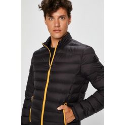 Trussardi Jeans - Kurtka puchowa. Niebieskie płaszcze męskie Trussardi Jeans, s, bez wzorów, z poliesteru, krótkie, bez kaptura. W wyprzedaży za 639,90 zł.