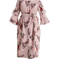 Sukienki hiszpanki: City Chic DRESS SKYE FLORAL Sukienka koktajlowa rose