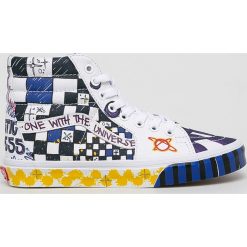 Vans - Trampki. Trampki i tenisówki damskie Vans. W wyprzedaży za 299,90 zł.