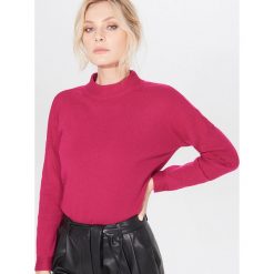 Sweter z golfem - Różowy. Różowe swetry damskie Mohito, s, bez wzorów, bez rękawów. Za 99,99 zł.