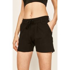 Jacqueline de Yong - Szorty. Zielone szorty damskie Jacqueline de Yong, s, bez wzorów, z elastanu, casualowe. W wyprzedaży za 49,90 zł.