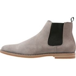 YOURTURN Botki grey. Szare botki męskie marki YOURTURN, z materiału. Za 169,00 zł.