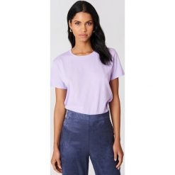 NA-KD Basic T-shirt oversize - Purple. Różowe t-shirty damskie marki NA-KD Basic, z bawełny. Za 40,95 zł.
