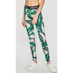 Adidas Originals - Legginsy. Zielone legginsy damskie marki adidas Originals, z elastanu. W wyprzedaży za 149,90 zł.