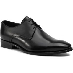 Półbuty KARL LAGERFELD - KL12620 Black Lthr. Czarne buty wizytowe męskie KARL LAGERFELD, ze skóry, bez zapięcia. W wyprzedaży za 579,00 zł.