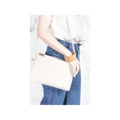 Nodo bag beżowa kopertówka z paskiem na ramię. Brązowe kopertówki damskie marki Hairoo, w paski, klasyczne, na ramię. Za 119,98 zł.