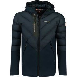 Kurtka przejściowa "Beihong" w kolorze granatowym. Niebieskie płaszcze męskie Geographical Norway Men, xl, bez wzorów, bez kaptura. W wyprzedaży za 279,95 zł.