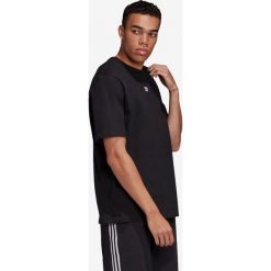 Adidas Originals R.Y.V. Koszulka Czarny. Czarne podkoszulki męskie adidas Originals, s, bez wzorów, z bawełny, bez kołnierzyka, krótkie. Za 119,95 zł.