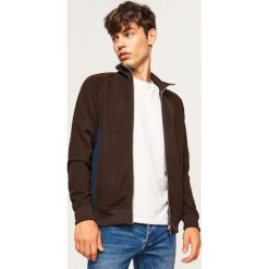 Bluza ze stójką - Brązowy. Pomarańczowe bluzy męskie Reserved, s, bez wzorów, ze stójką, bez rękawów, bez kaptura. Za 139,99 zł.