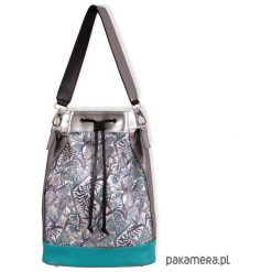 Torebka Big Bucket Bag - kwiat srebrna strelicja. Szare torebki klasyczne damskie Pakamera, bez wzorów, na ramię, duże, bez dodatków. Za 899,00 zł.