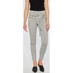 Scotch & Soda - Spodnie. Szare legginsy damskie Scotch & Soda, l, z elastanu, z podwyższonym stanem. W wyprzedaży za 269,90 zł.