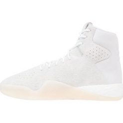 Adidas Originals TUBULAR INSTINCT BOOST Tenisówki i Trampki wysokie vintage white/core black/white. Białe tenisówki męskie adidas Originals, z materiału. W wyprzedaży za 434,85 zł.