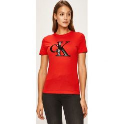 Calvin Klein Jeans - T-shirt. Białe bluzki damskie Calvin Klein Jeans, s, z nadrukiem, z bawełny, z okrągłym kołnierzem. Za 199,90 zł.
